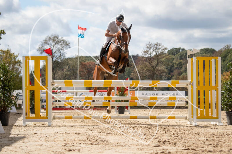 bouferterhaff-jumping-159-standard.jpg