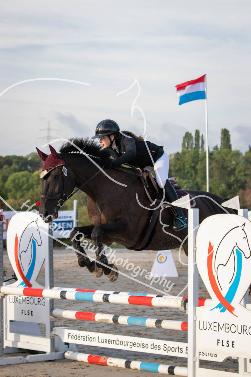 bouferterhaff-jumping-16-standard-064bt7.jpg