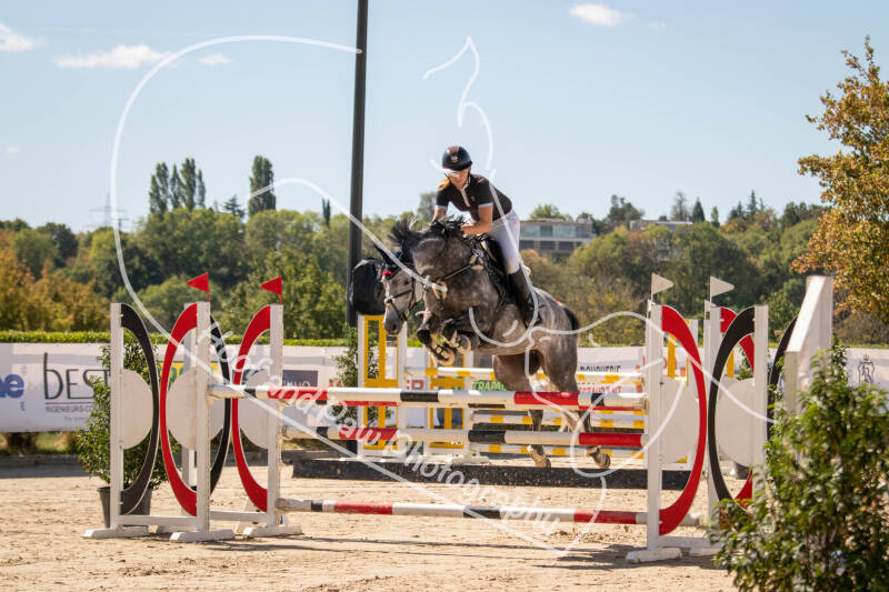 bouferterhaff-jumping-16-standard.jpg