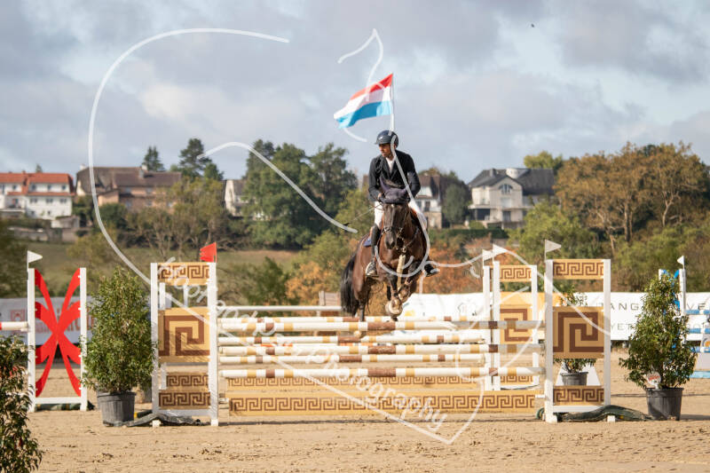 bouferterhaff-jumping-17-standard-ycyd85.jpg