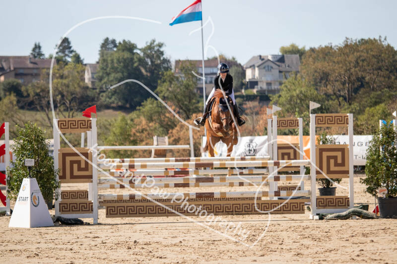 bouferterhaff-jumping-20-standard-8lcvnq.jpg