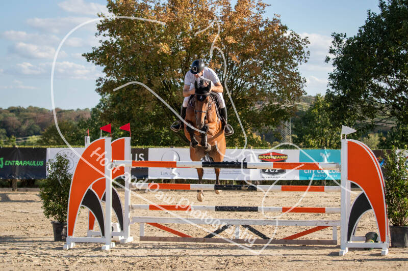 bouferterhaff-jumping-23-standard-4m92mi.jpg