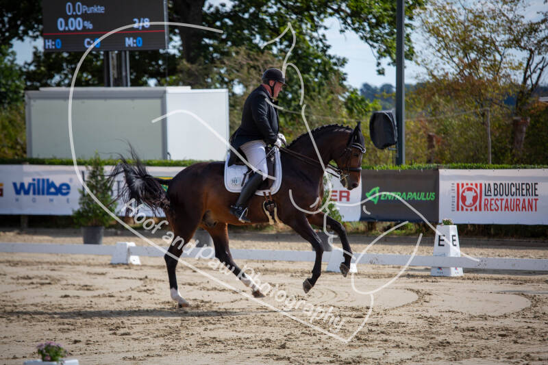 bouferterhaff-jumping-23-standard-fe74tl.jpg