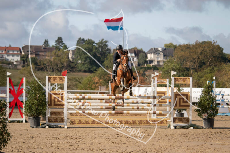 bouferterhaff-jumping-23-standard-kizpw7.jpg