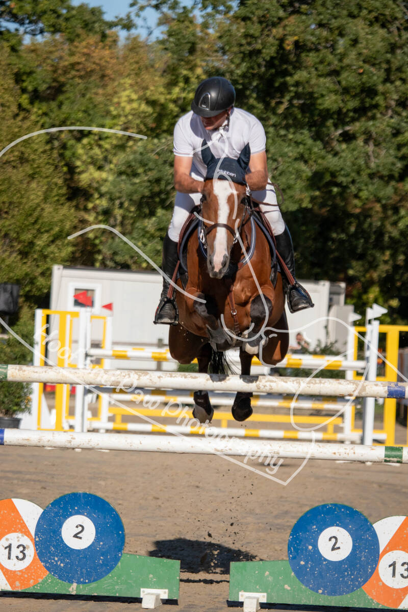 bouferterhaff-jumping-23-standard-lbbk3r.jpg