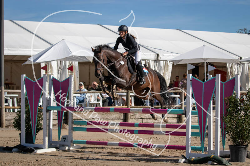 bouferterhaff-jumping-25-standard-qg2ake.jpg