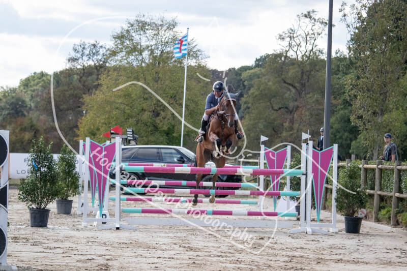 bouferterhaff-jumping-26-standard-dtpm0p.jpg