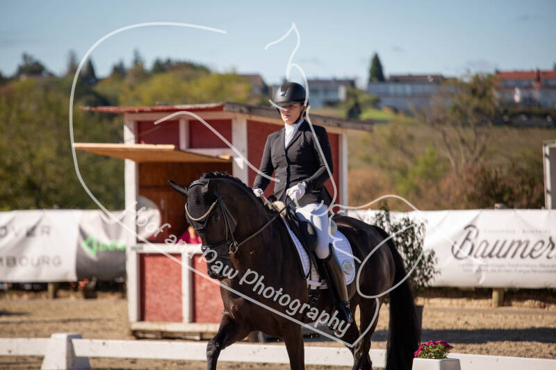 bouferterhaff-jumping-27-standard-xorubb.jpg