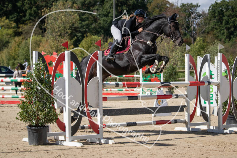 bouferterhaff-jumping-27-standard.jpg