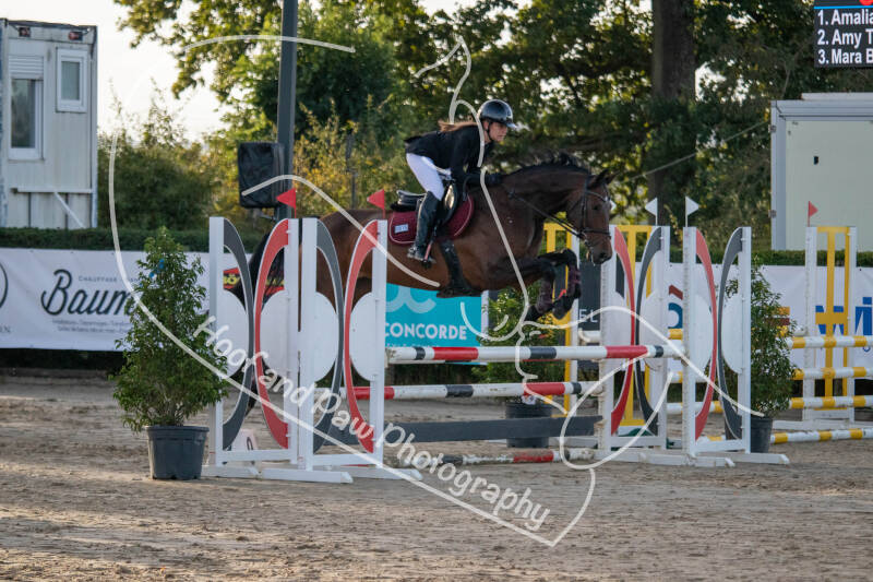 bouferterhaff-jumping-30-standard-cdnhgs.jpg
