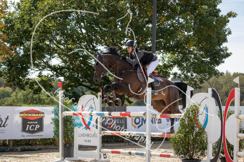 bouferterhaff-jumping-33-standard-fo4eb3.jpg