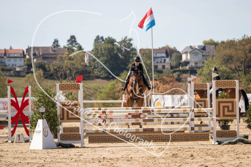 bouferterhaff-jumping-35-standard-e7hkyb.jpg