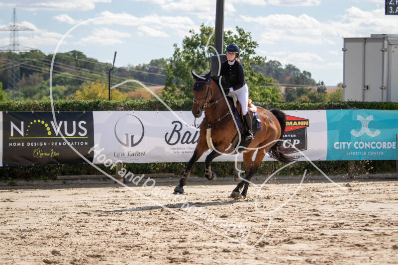 bouferterhaff-jumping-37-standard-g1shrf.jpg
