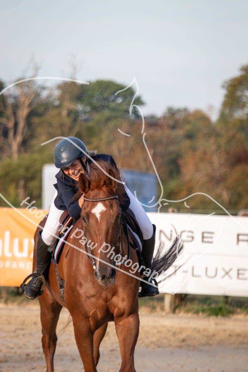 bouferterhaff-jumping-38-standard-tss8bq.jpg