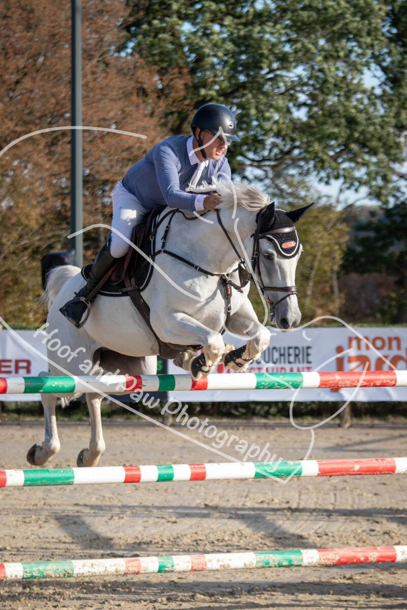 bouferterhaff-jumping-39-standard-gmub03.jpg