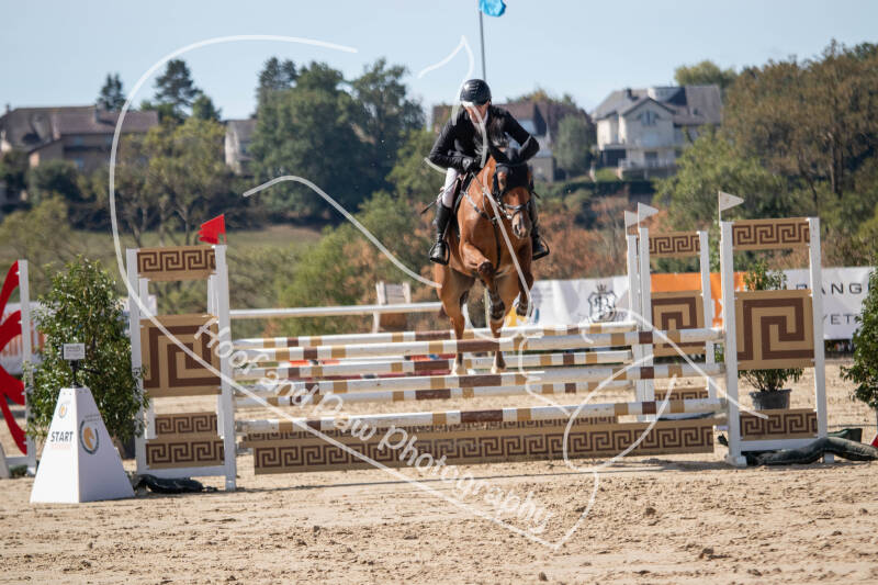 bouferterhaff-jumping-39-standard-sl9qvg.jpg