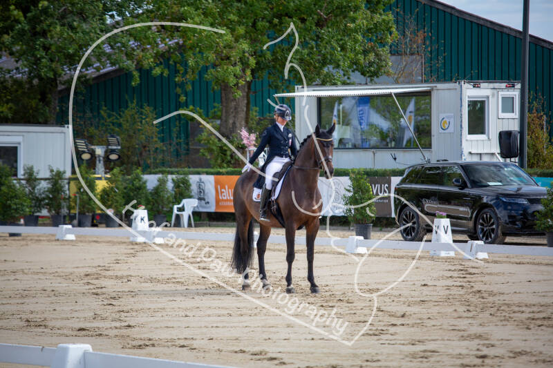 bouferterhaff-jumping-4-standard-h22ude.jpg