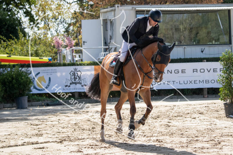 bouferterhaff-jumping-40-standard-wvv0p2.jpg
