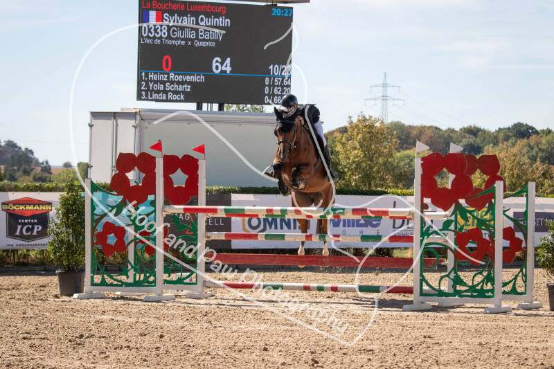 bouferterhaff-jumping-43-standard-h3aqjw.jpg