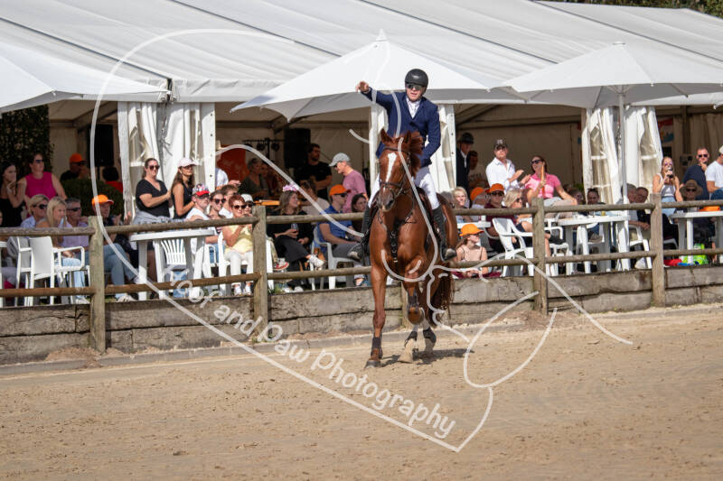 bouferterhaff-jumping-44-standard-irejkg.jpg