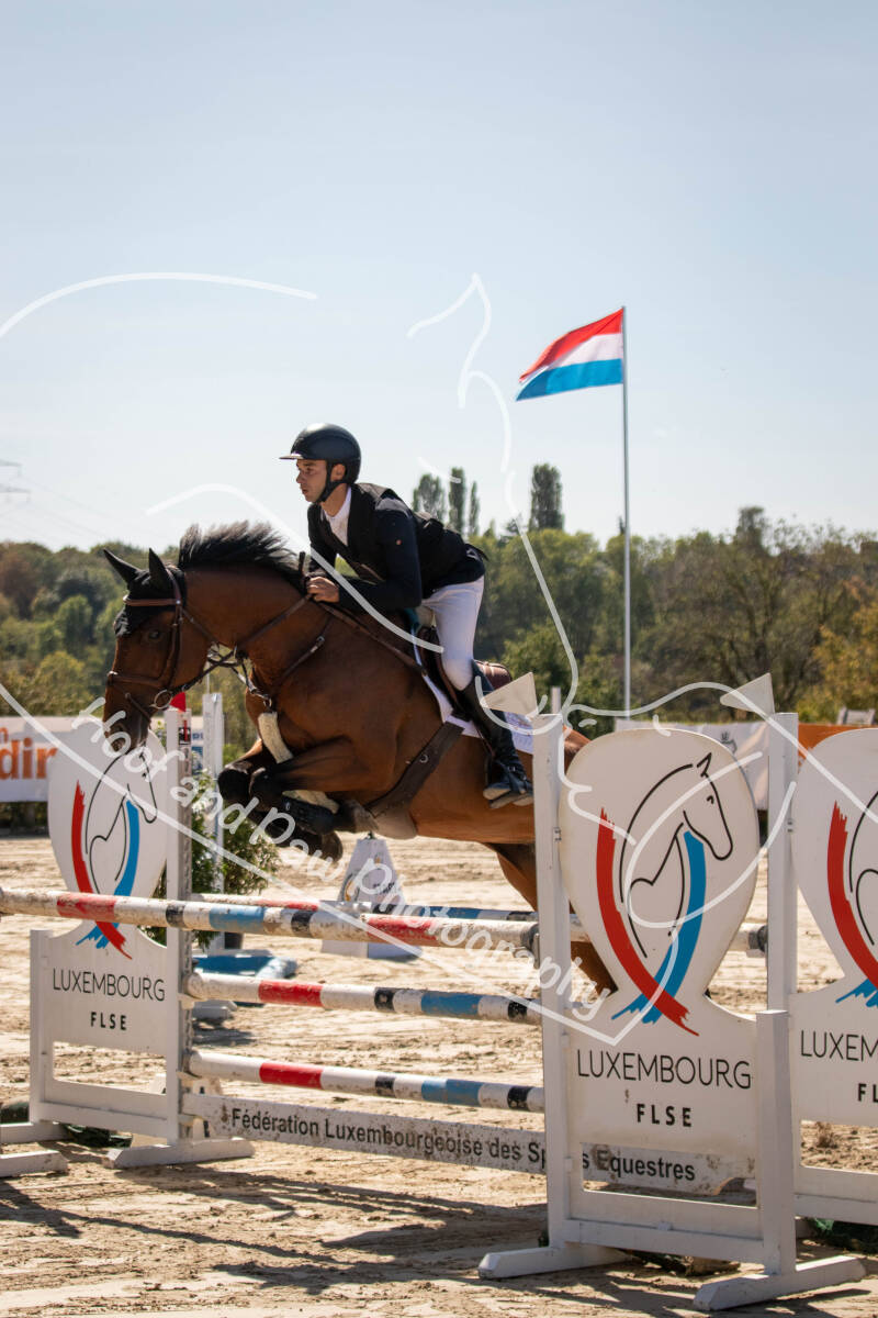 bouferterhaff-jumping-48-standard-j9mlf0.jpg