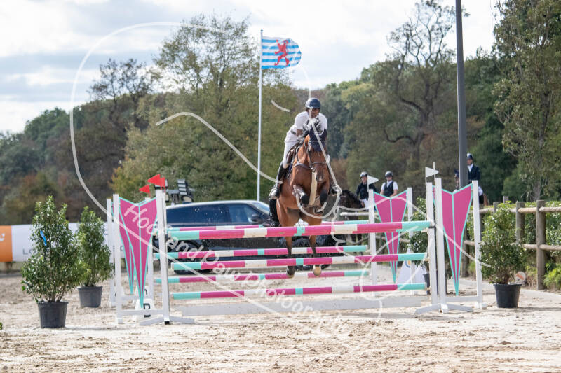 bouferterhaff-jumping-51-standard-ji5x1r.jpg