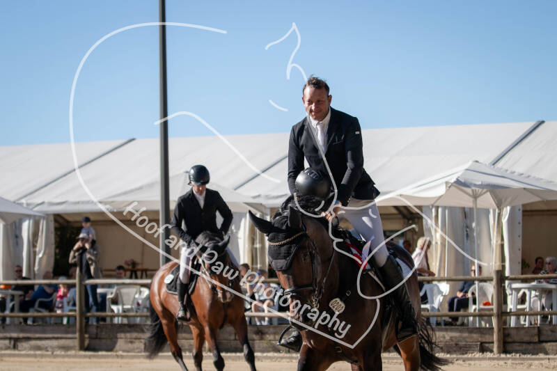 bouferterhaff-jumping-51-standard-lc83jt.jpg
