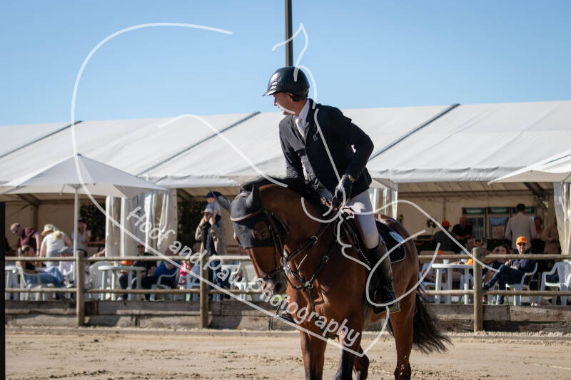 bouferterhaff-jumping-52-standard-flb4fl.jpg
