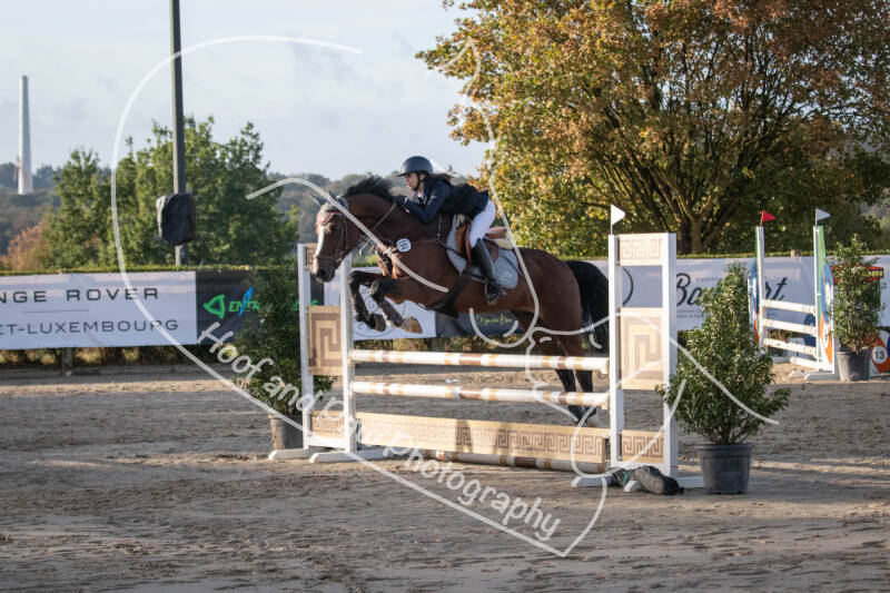 bouferterhaff-jumping-52-standard-iohyko.jpg