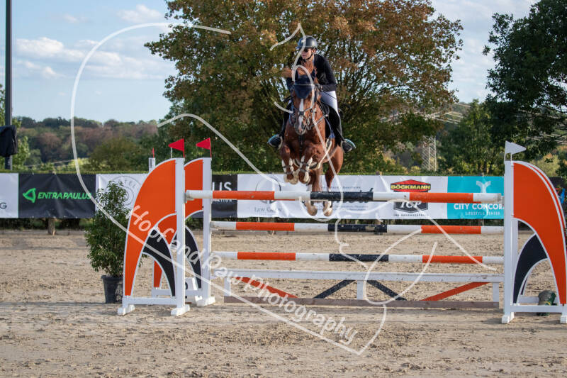 bouferterhaff-jumping-52-standard-pu0c8r.jpg