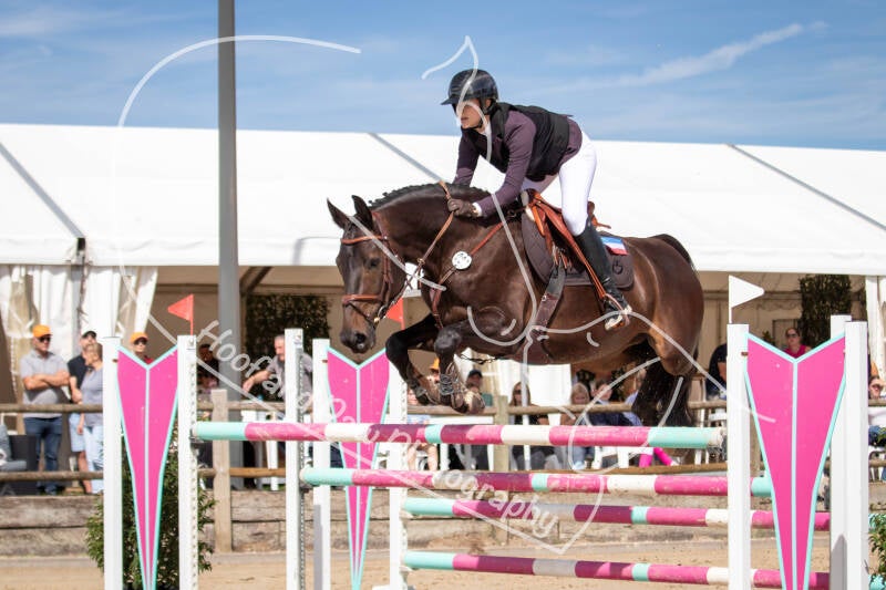 bouferterhaff-jumping-54-standard-a3gixt.jpg