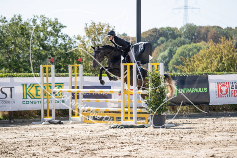 bouferterhaff-jumping-54-standard-x3s2ek.jpg