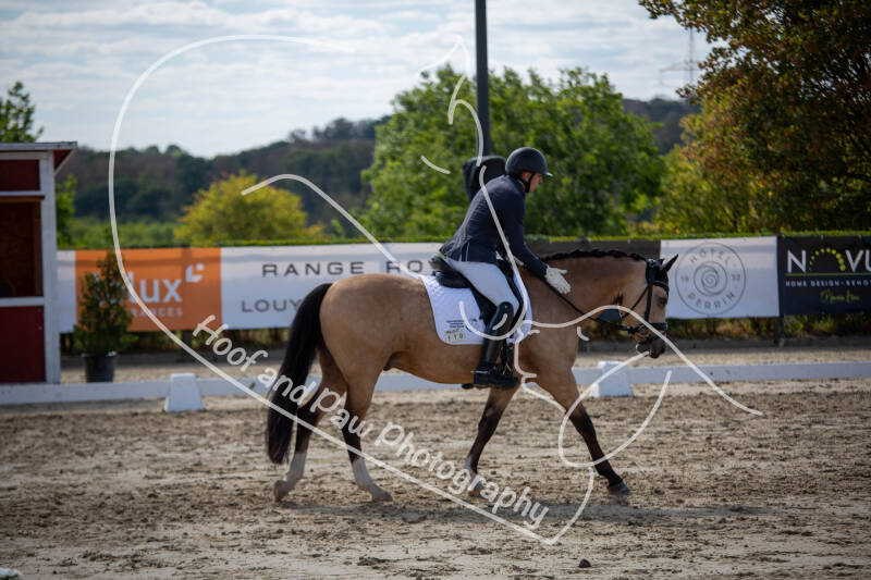 bouferterhaff-jumping-57-standard-almcyz.jpg