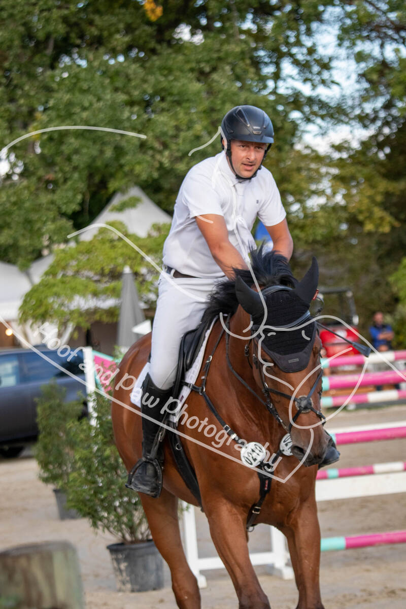 bouferterhaff-jumping-58-standard-77obvw.jpg