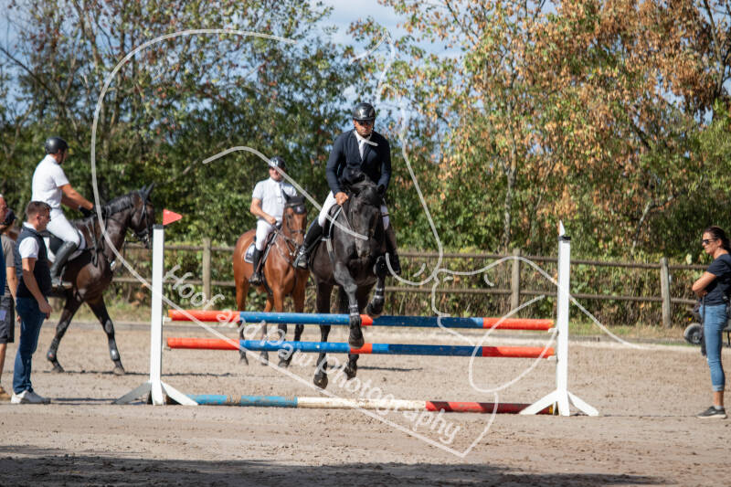 bouferterhaff-jumping-6-standard-la9jx0.jpg