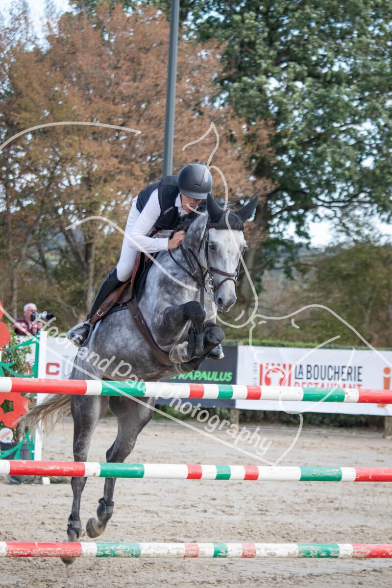 bouferterhaff-jumping-61-standard-nkgoj9.jpg
