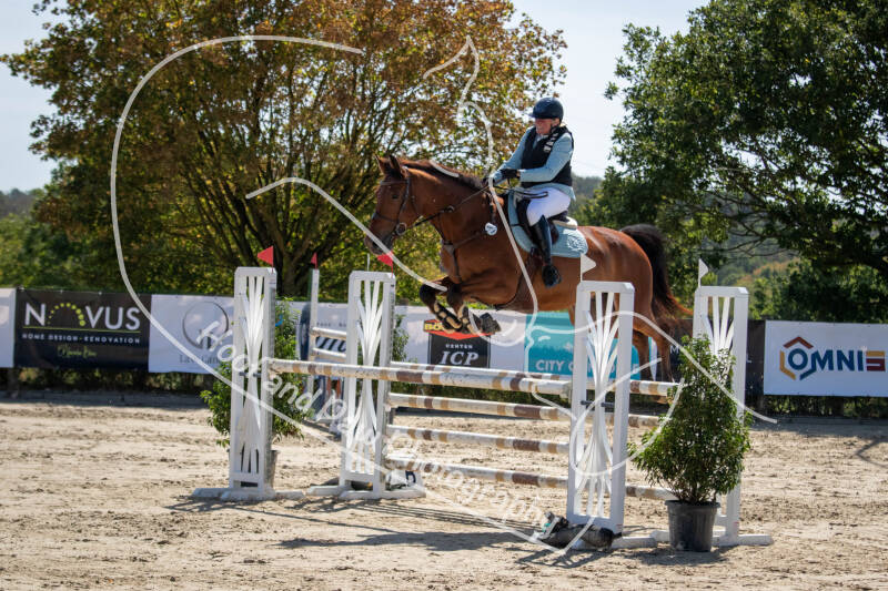 bouferterhaff-jumping-63-standard-444sl9.jpg