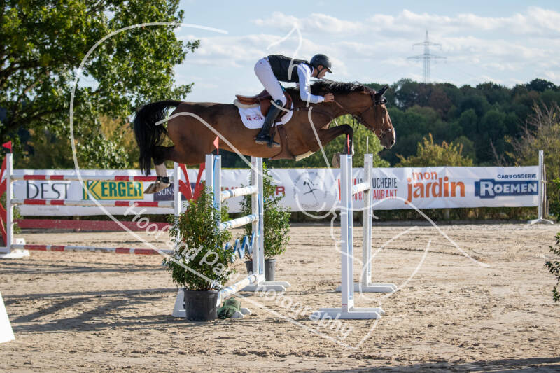 bouferterhaff-jumping-7-standard-9lr7on.jpg