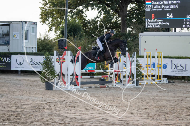 bouferterhaff-jumping-7-standard-t606ee.jpg