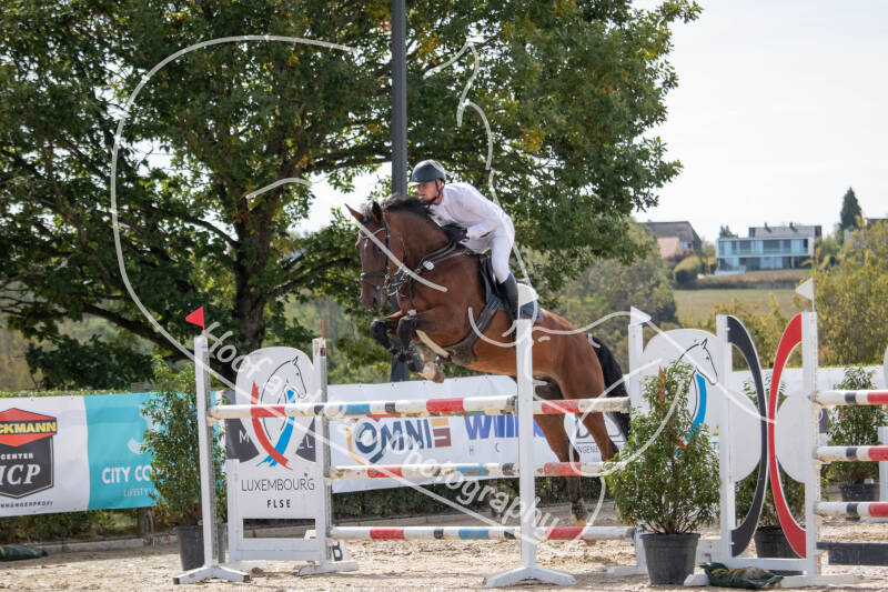 bouferterhaff-jumping-71-standard-ak8yng.jpg