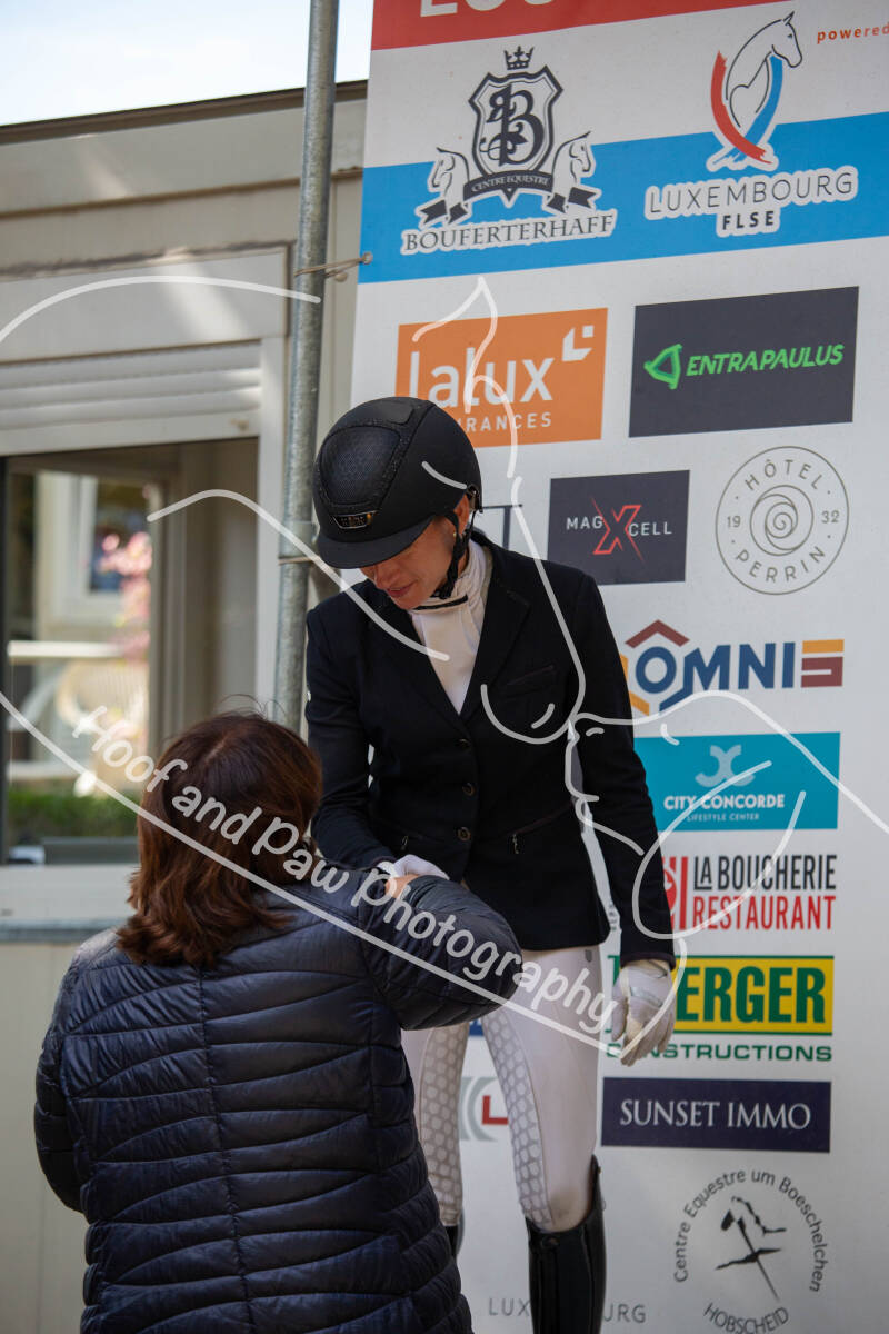 bouferterhaff-jumping-71-standard-o6m56n.jpg