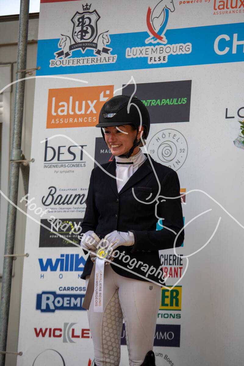 bouferterhaff-jumping-72-standard-41fe50.jpg
