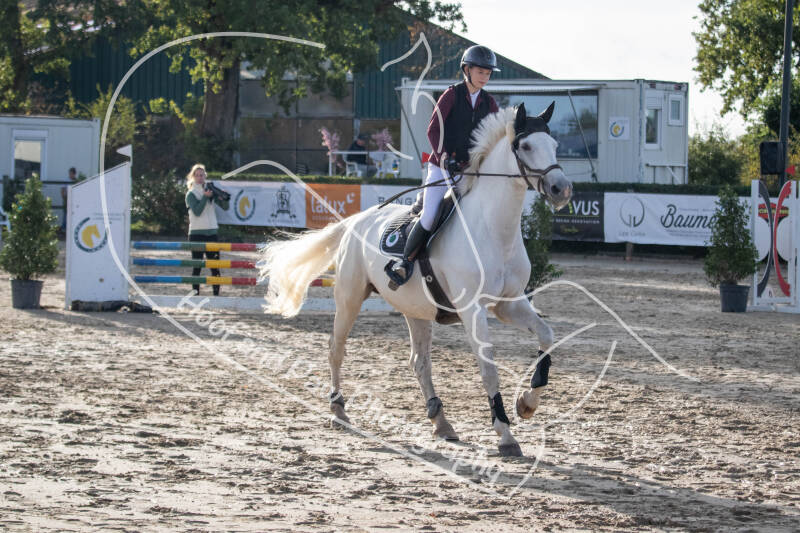 bouferterhaff-jumping-75-standard-ywek21.jpg