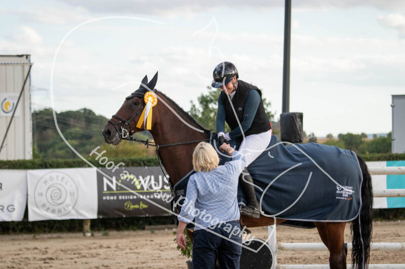 bouferterhaff-jumping-76-standard-7ewx84.jpg