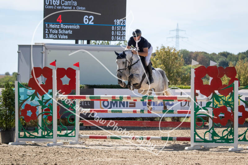 bouferterhaff-jumping-78-standard-ibzr1r.jpg