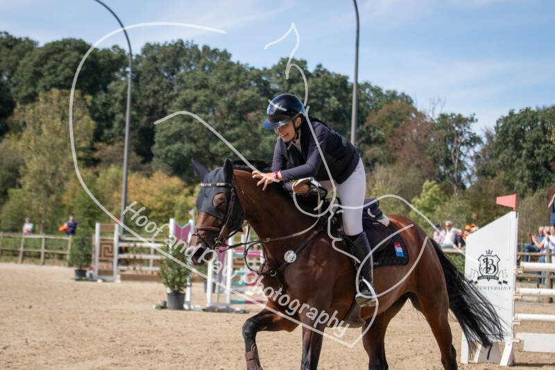 bouferterhaff-jumping-84-standard-tttxn8.jpg