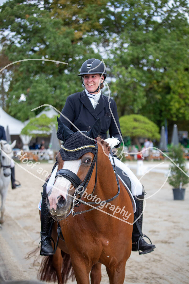 bouferterhaff-jumping-85-standard-3defn0.jpg