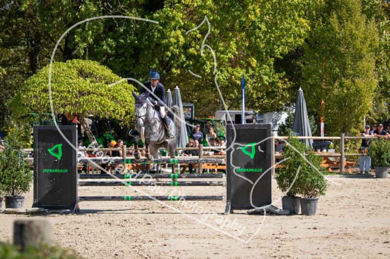 bouferterhaff-jumping-86-standard-6gx2zd.jpg