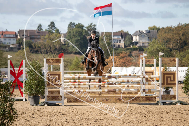 bouferterhaff-jumping-88-standard-3l9b0o.jpg