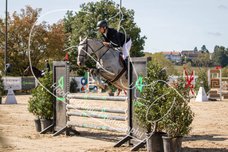 bouferterhaff-jumping-9-standard-xb0qkq.jpg
